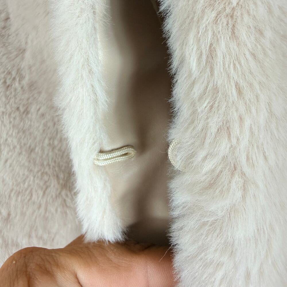 La Fiorentina One Size Faux Rabbit Fur Trim Scarf Wrap Beige Knit - Picture 5 of 8